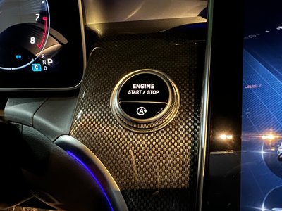 MERCEDES-BENZ GLC - 10