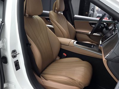 MERCEDES-BENZ E-CLASS - 10