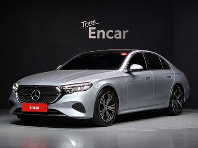 MERCEDES-BENZ E-CLASS - 1