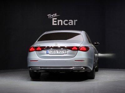 MERCEDES-BENZ E-CLASS - 3