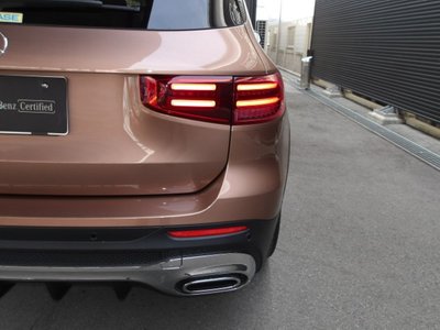 MERCEDES-BENZ GLB - 8