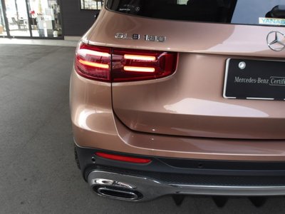 MERCEDES-BENZ GLB - 9