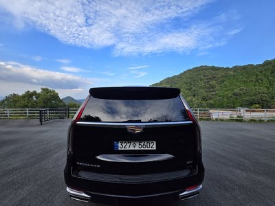 CADILLAC ESCALADE 5TH GENERATION - 5