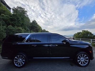 CADILLAC ESCALADE 5TH GENERATION - 2