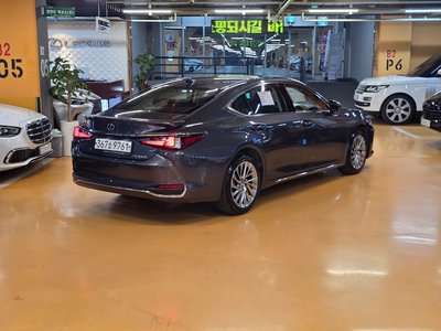 LEXUS ES - 5