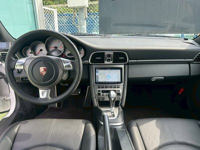 PORSCHE 911 - 4
