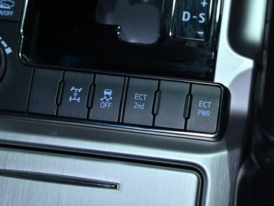 2016 Toyota LAND CRUISER 200 缩略图 36