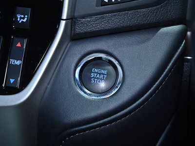 2016 Toyota LAND CRUISER 200 缩略图 29
