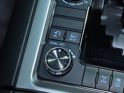 2016 Toyota LAND CRUISER 200 缩略图 35