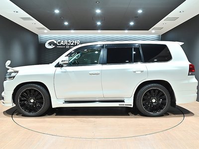صورة 5 لـ 2016 Toyota LAND CRUISER 200