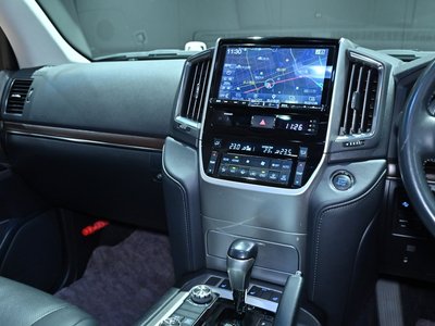 2016 Toyota LAND CRUISER 200 缩略图 15