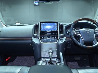 2016 Toyota LAND CRUISER 200 缩略图 12