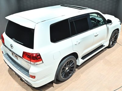 صورة 8 لـ 2016 Toyota LAND CRUISER 200