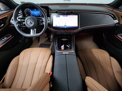 MERCEDES-BENZ E-CLASS - 5