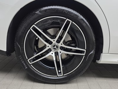 MERCEDES-BENZ E-CLASS - 6
