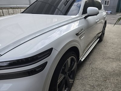 GENESIS GV80 - 3