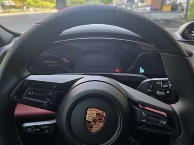 2026 Porsche TAYCAN photo 9