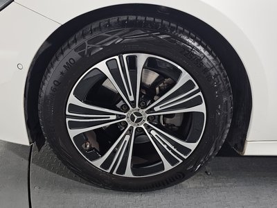 MERCEDES-BENZ E-CLASS - 6