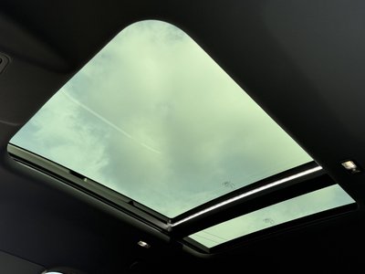 LAND ROVER DEFENDER - 7