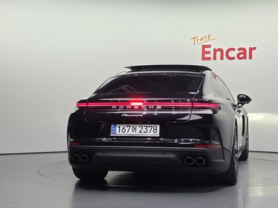 صورة 4 لـ 2025 Porsche PANAMERA