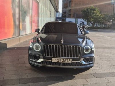 2022 Bentley FLYING SPUR 照片 1
