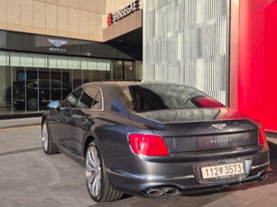 2022 Bentley FLYING SPUR 照片 3