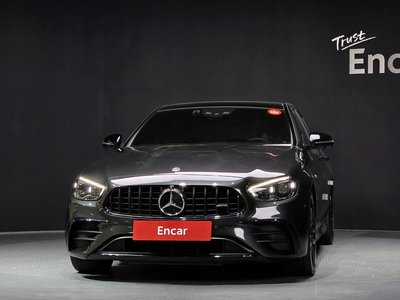 MERCEDES-BENZ E-CLASS - 2