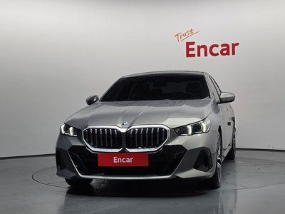 BMW 5 SERIES - 2