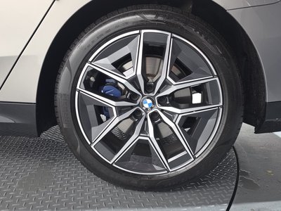 BMW 5 SERIES - 8