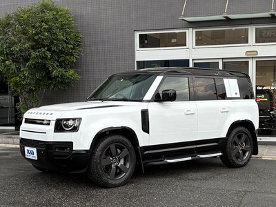 LAND ROVER DEFENDER - 7