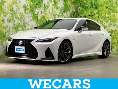 LEXUS IS - 1