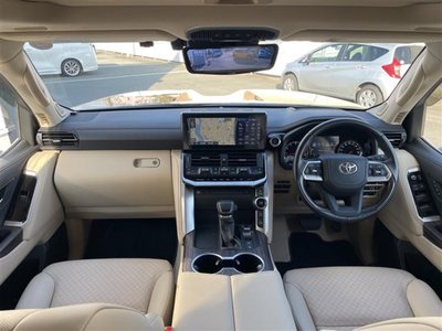 TOYOTA LAND CRUISER 300 - 2