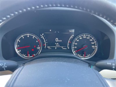 TOYOTA LAND CRUISER 300 - 8