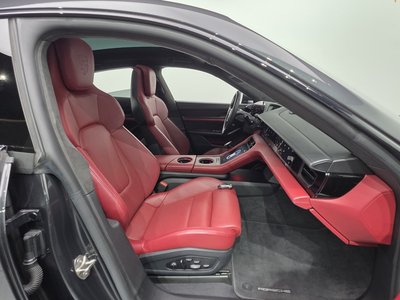2021 Porsche TAYCAN thumbnail 16