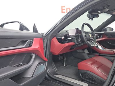 2021 Porsche TAYCAN thumbnail 13