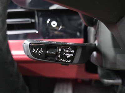 2021 Porsche TAYCAN thumbnail 22