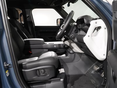 صورة مصغرة 17 لـ 2025 LAND Rover DEFENDER