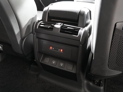 صورة مصغرة 33 لـ 2025 LAND Rover DEFENDER