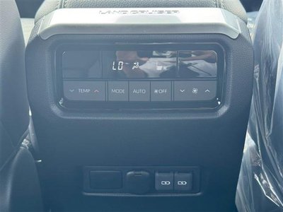 2026 Toyota LAND CRUISER 250 — миниатюра 42