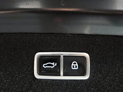 2022 Genesis G90 (RS4) thumbnail 17