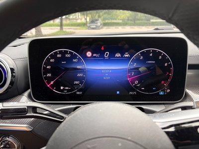 2025 Mercedes-BENZ CLE — миниатюра 12