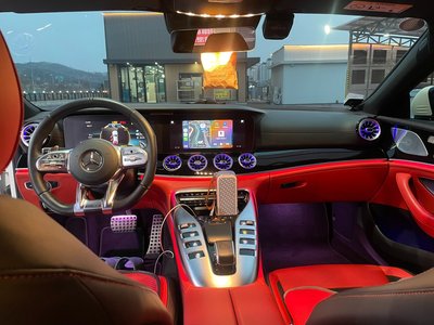 MERCEDES-BENZ GT AMG - 10