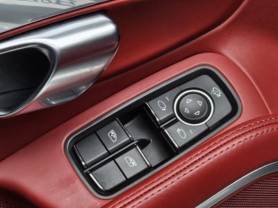 صورة مصغرة 17 لـ 2023 Porsche 718