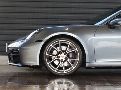 صورة 9 لـ 2025 Porsche 911