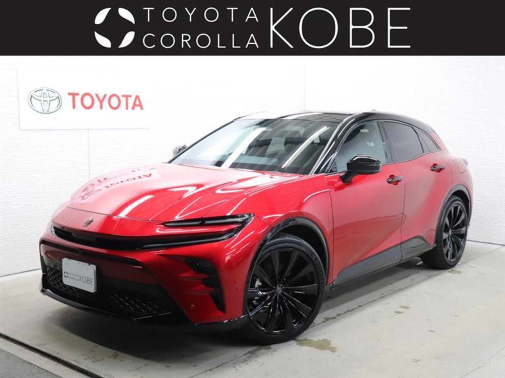 TOYOTA CROWN SPORT - View 1