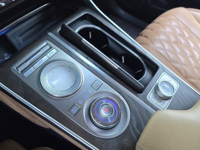 صورة مصغرة 12 لـ 2020 Genesis GV80