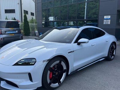 2024 Porsche TAYCAN 照片 1