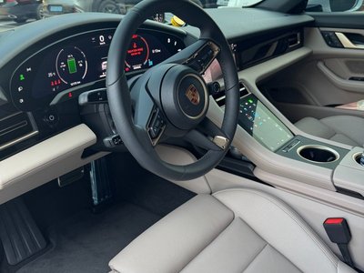 2024 Porsche TAYCAN 照片 4