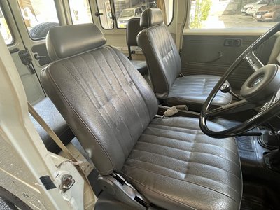 TOYOTA LAND CRUISER 40 - 10