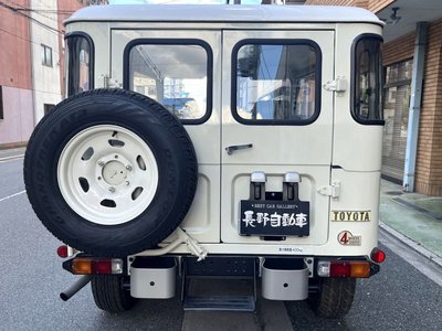 TOYOTA LAND CRUISER 40 - 7